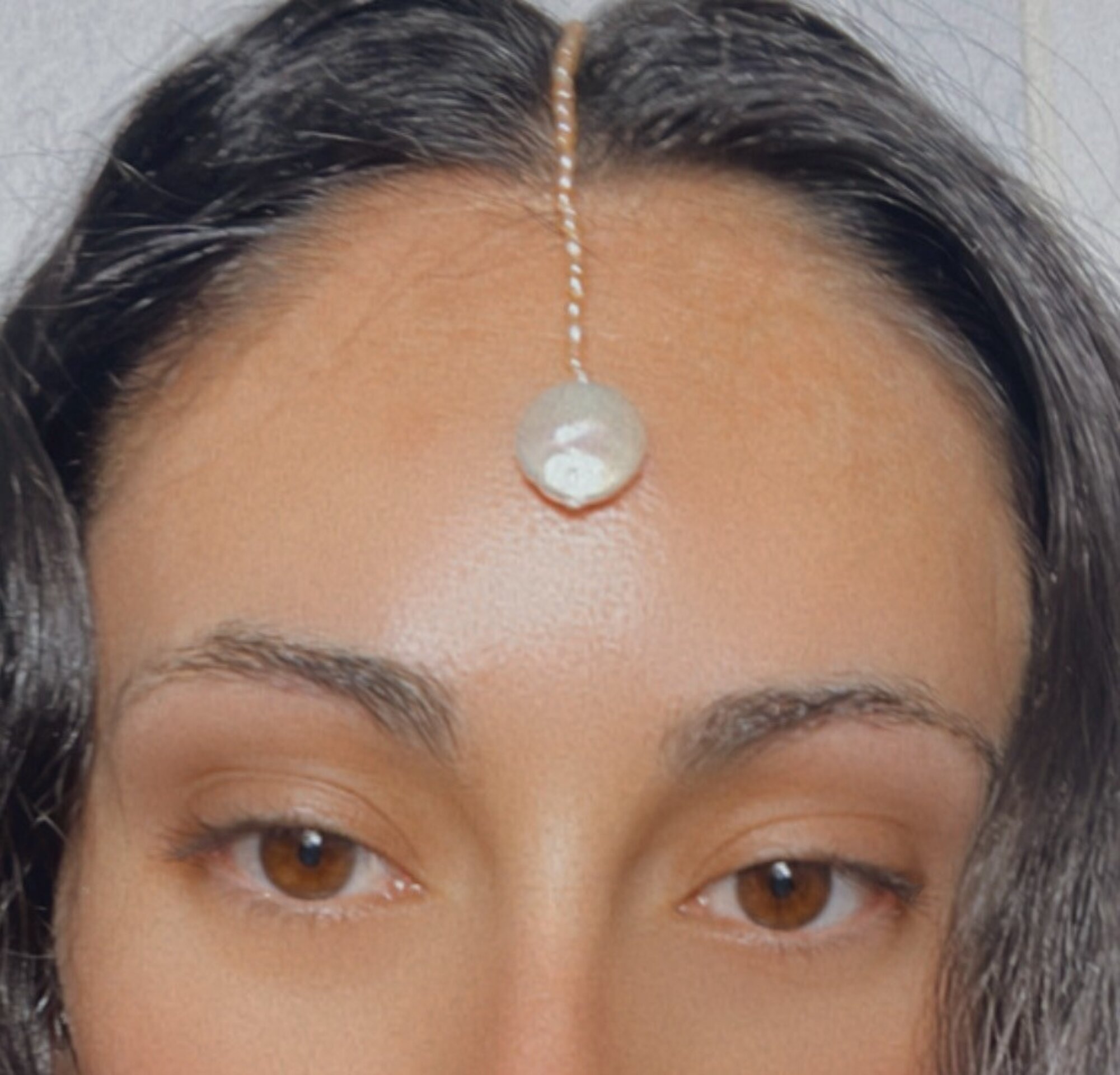 Bindi jewel with pearls - 2